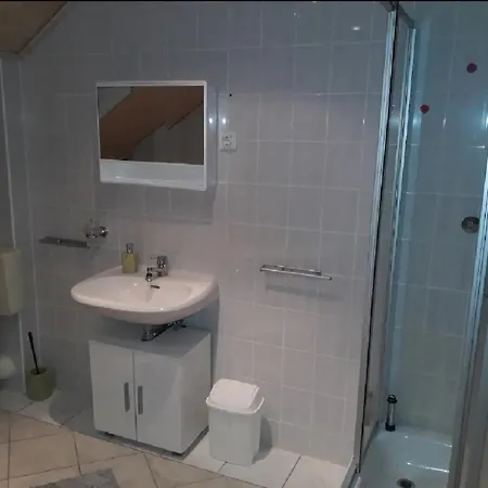 Schoene 3,5 Zimmerwohnung アパート Peitz